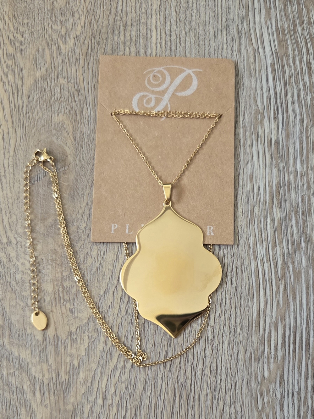Plunder Gold Quatrefoil Pendant Necklace